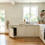 Quartz Countertop and Backsplash Ideas_22